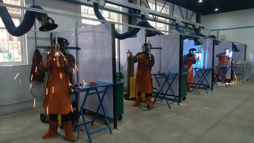 汽车车身维修技术专业技能大赛