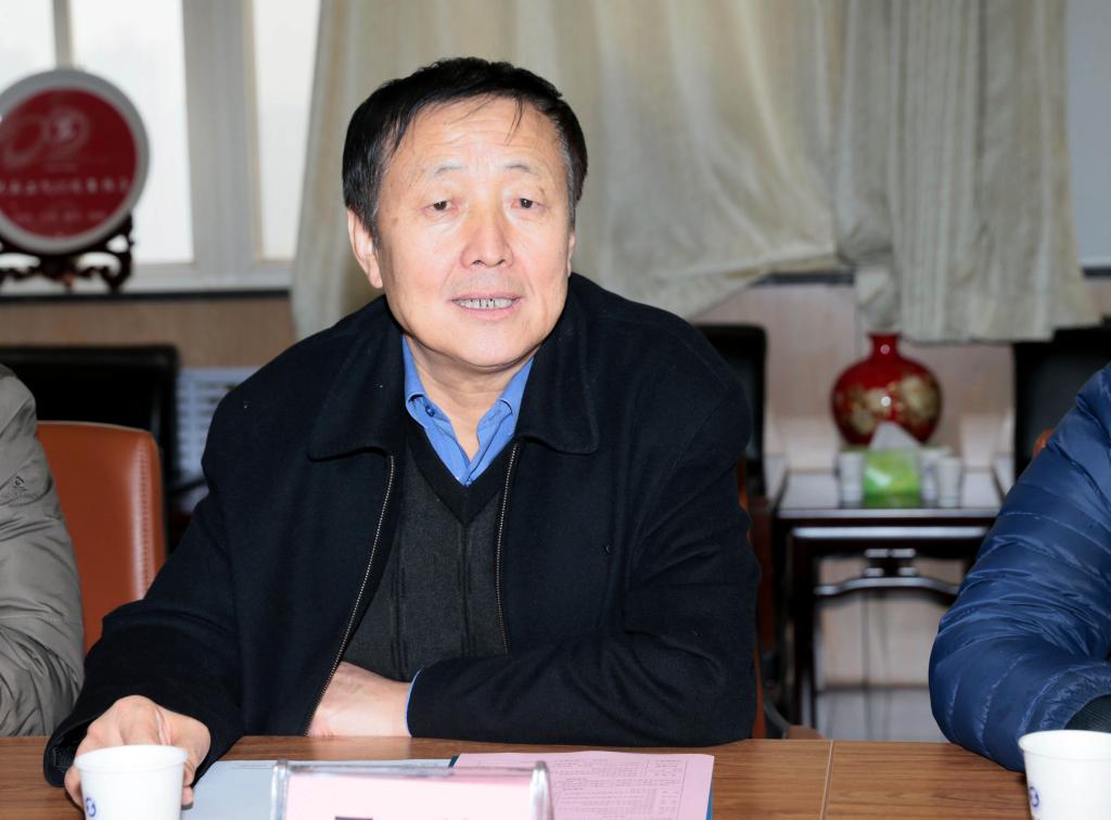 王峰副校长介绍此次交流的主要目的