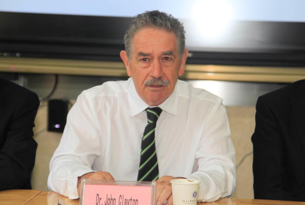 怀卡托理工学院教师约翰·克莱顿博士简要介绍培训工作