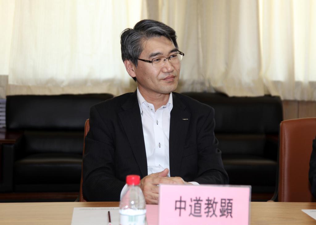 欧姆龙(中国)有限华体会副总经理中道教显讲话