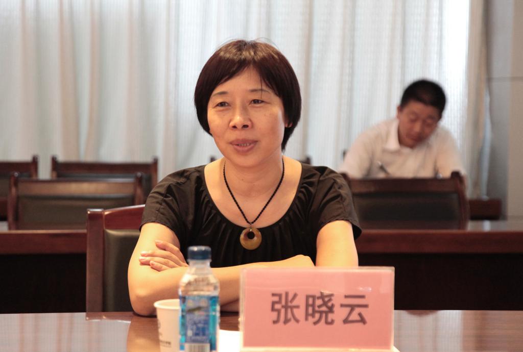 张晓云院长针对订单班人才培养方案进一步优化与欧姆龙华体会进行了深入探讨