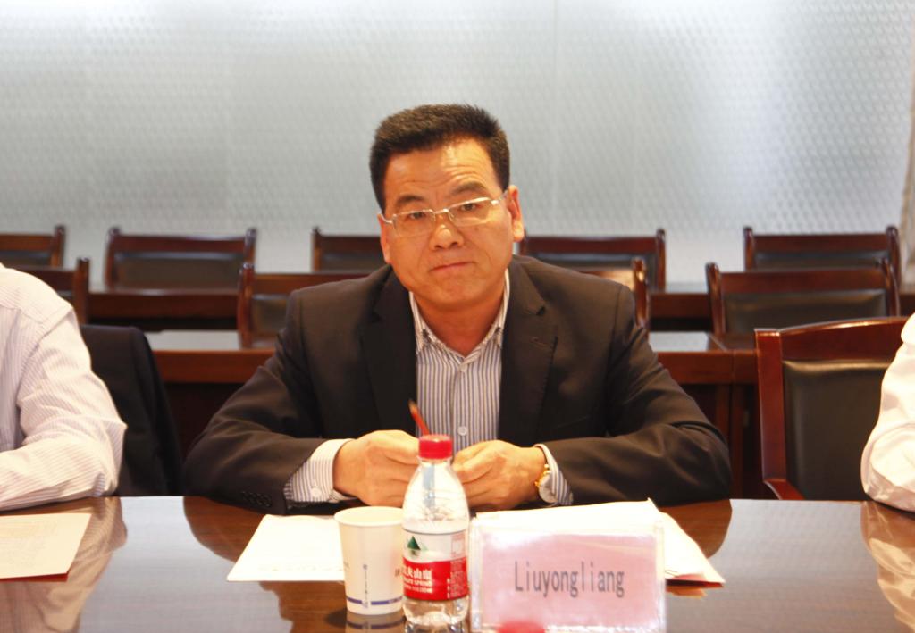 党委副书记、副院长刘永亮致欢迎辞