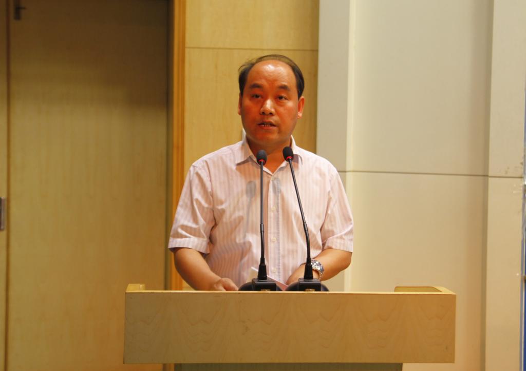 院副院长梅创社致辞