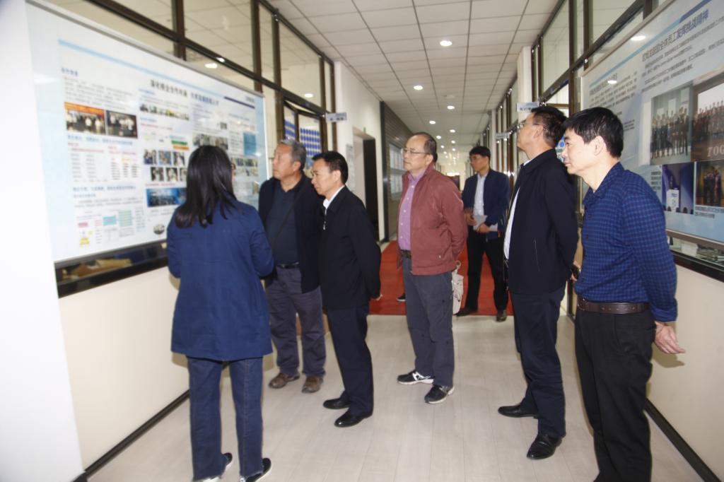 参观实训基地