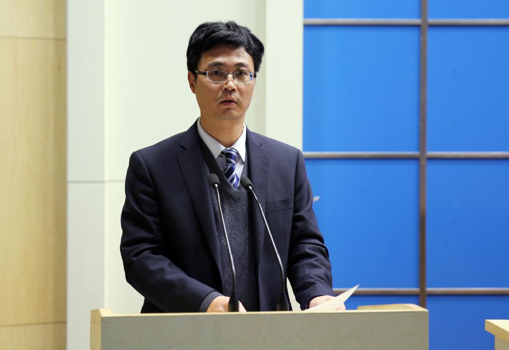 学工部部长、学生处处长王超联宣读《第九期青马工程大学生骨干培训班干部分组名单》