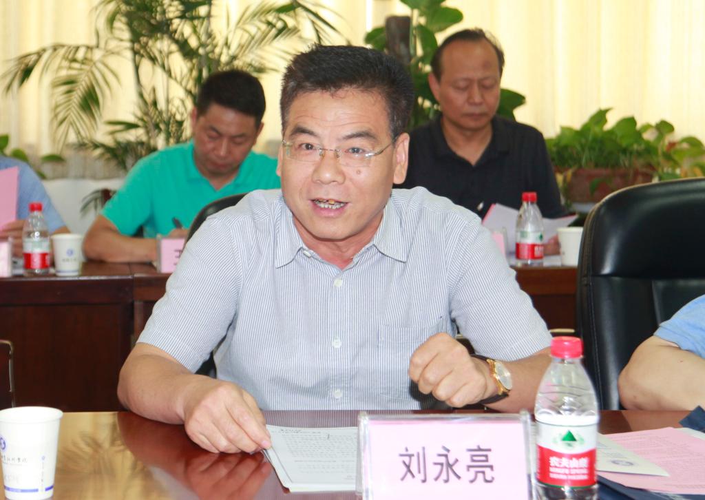 党委副书记、副院长刘永亮致辞并介绍学院情况