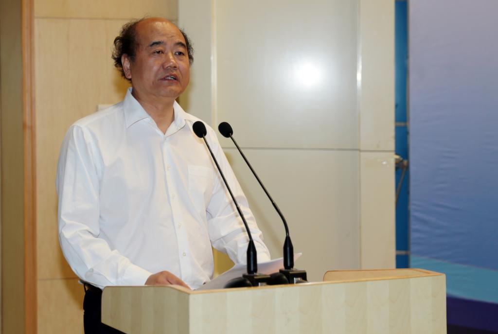中共陕西省委高教工委委员、省教育厅副厅长、省高教育副局长刘建林讲话